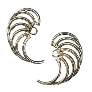 Chic Gold Swirl Earrings